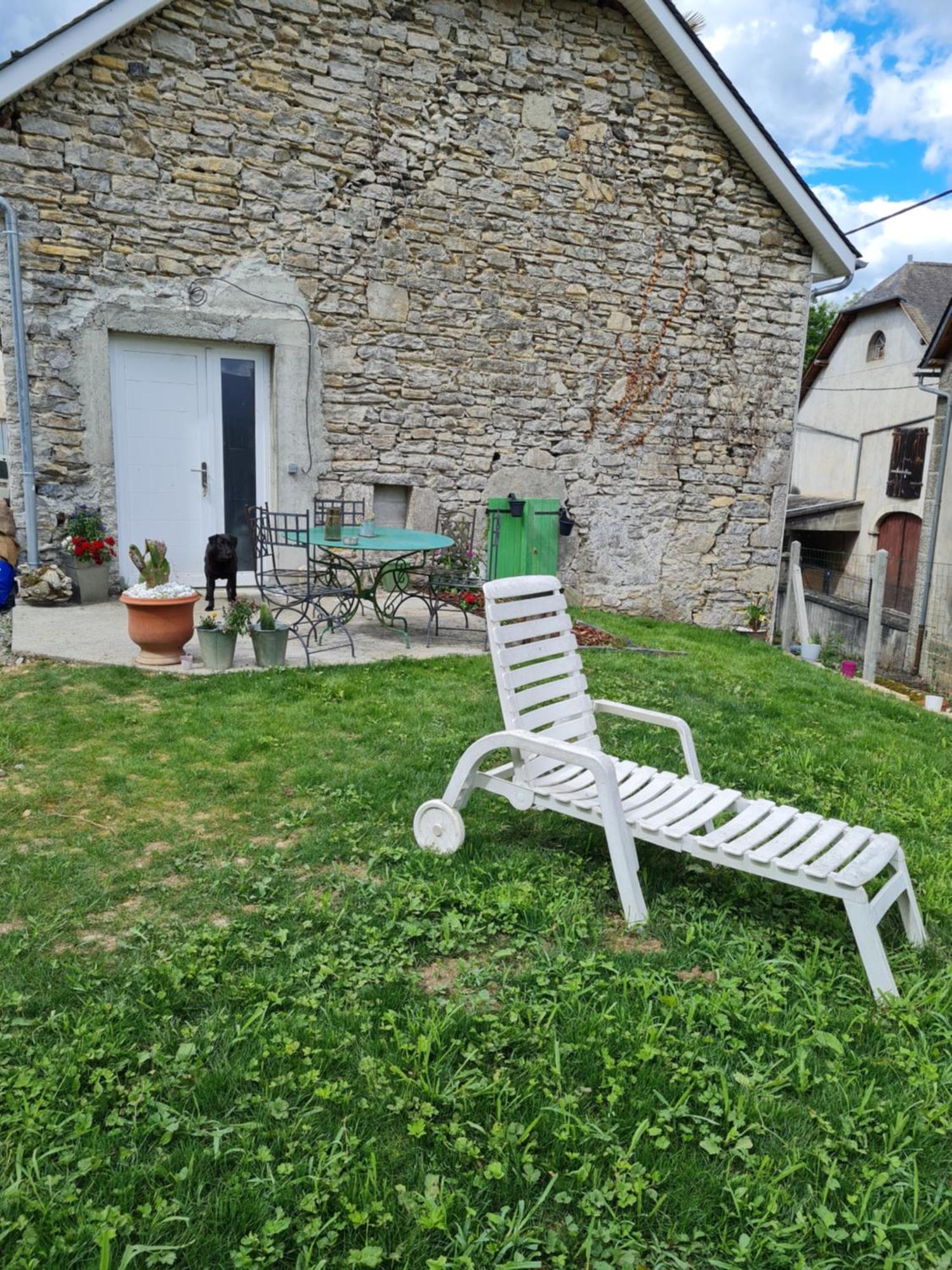 Appartement De La Laiterie Avec Petit Jardin. Eysus Exterior foto